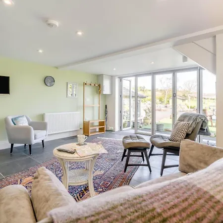 1 Bed In Grange-over-sands Oc-85499 *