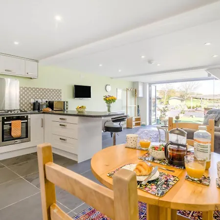 1 Bed In Grange-over-sands Oc-85499 Cark